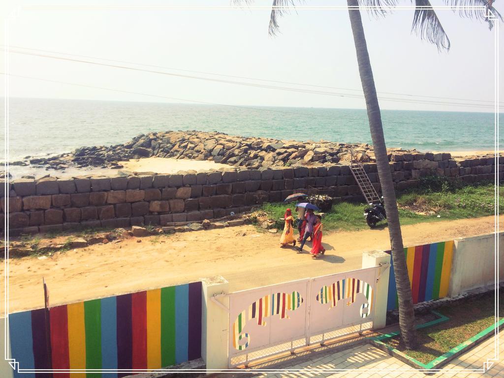 Chameleon Beach Lodge By Peace Rob Hotels Cherai Beach Exterior photo