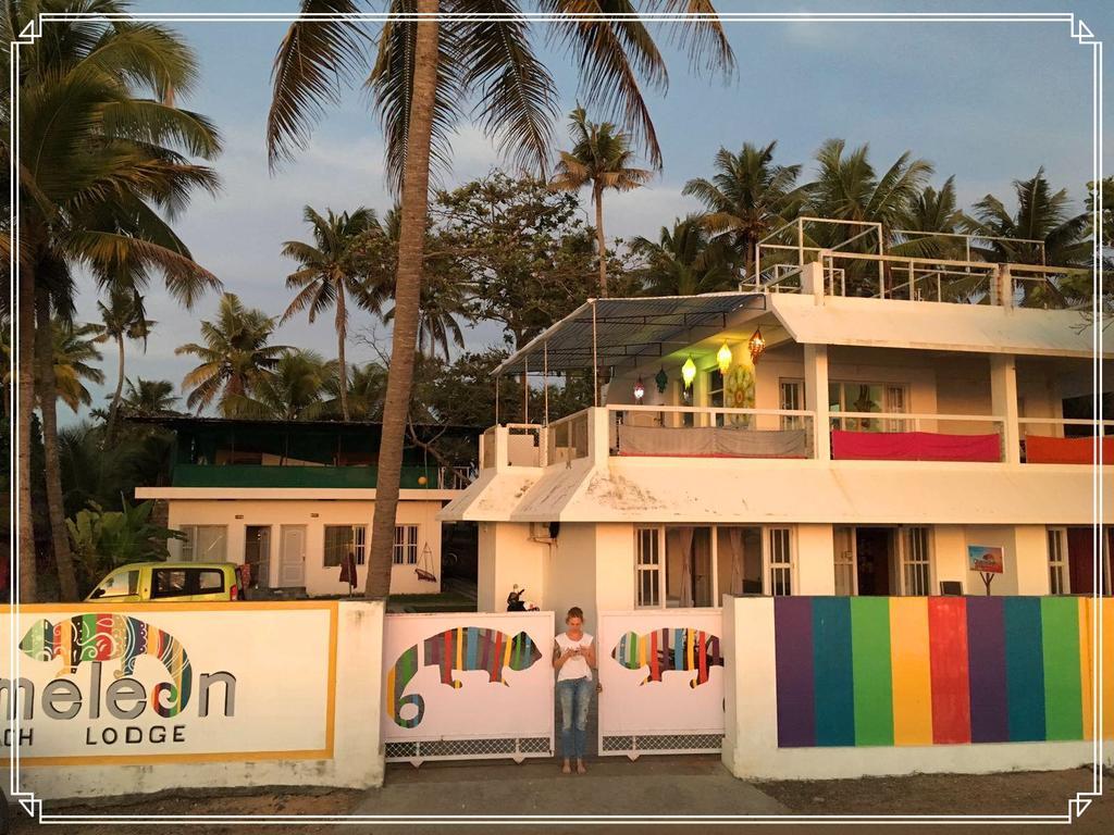 Chameleon Beach Lodge By Peace Rob Hotels Cherai Beach Exterior photo