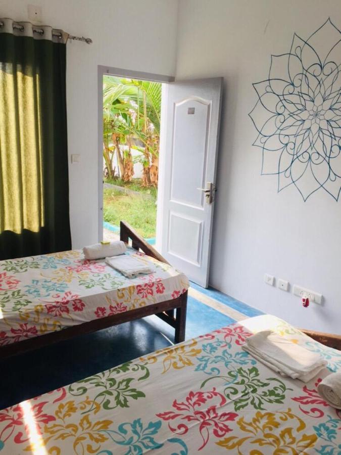 Chameleon Beach Lodge By Peace Rob Hotels Cherai Beach Exterior photo
